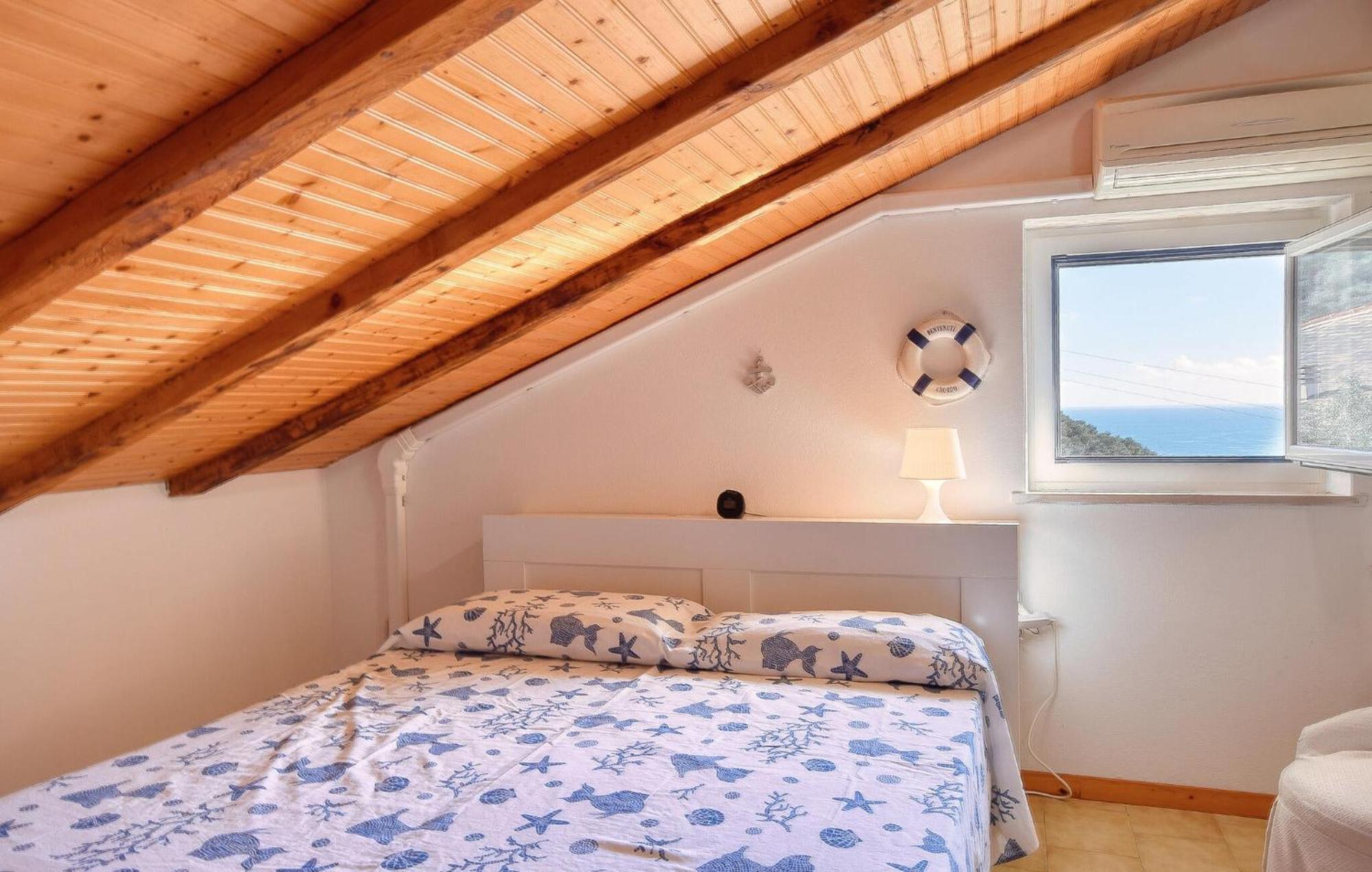 2 Bedroom Stunning Apartment In Moneglia Exterior photo